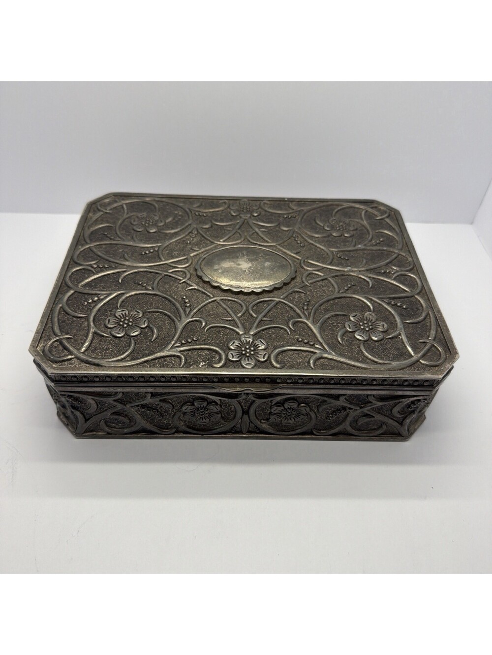 Vintage Godinger silver plated ornate jewerly box with red velvet lining